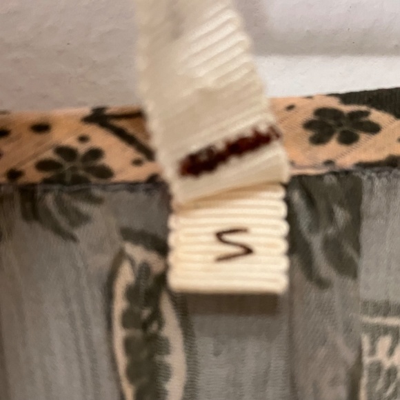 Doman Sleeve Sheer Flowy Boho Blouse - Picture 8 of 8